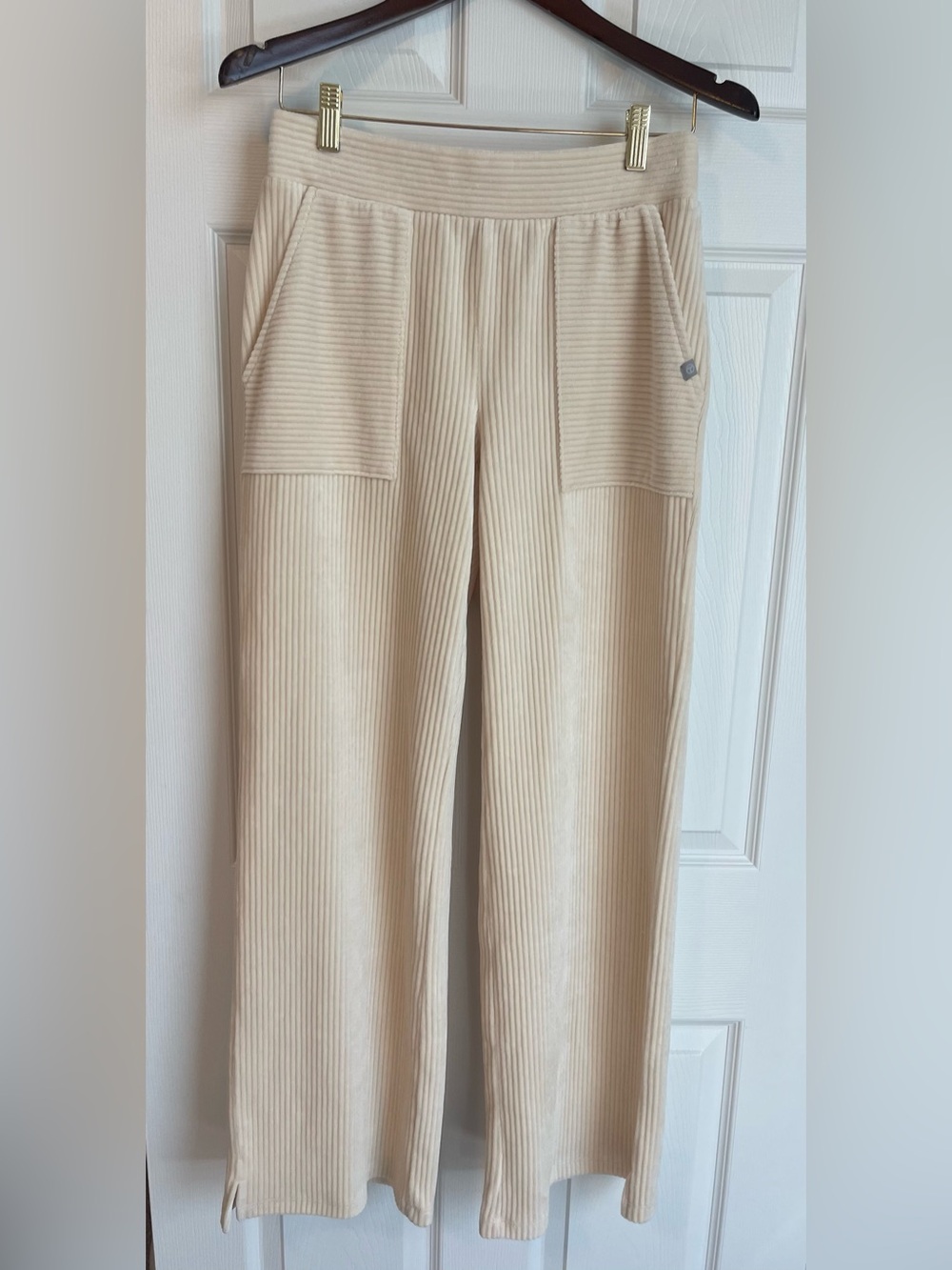 Talbots Sky Lounge Cream Velour Wide-Leg Pants with Front Pockets